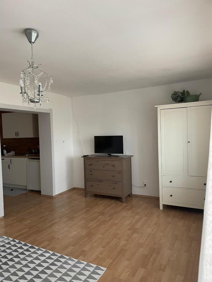 Apartment Dubnica-Prejta 2 ดุบนิซา นาด วาฮอม ภายนอก รูปภาพ