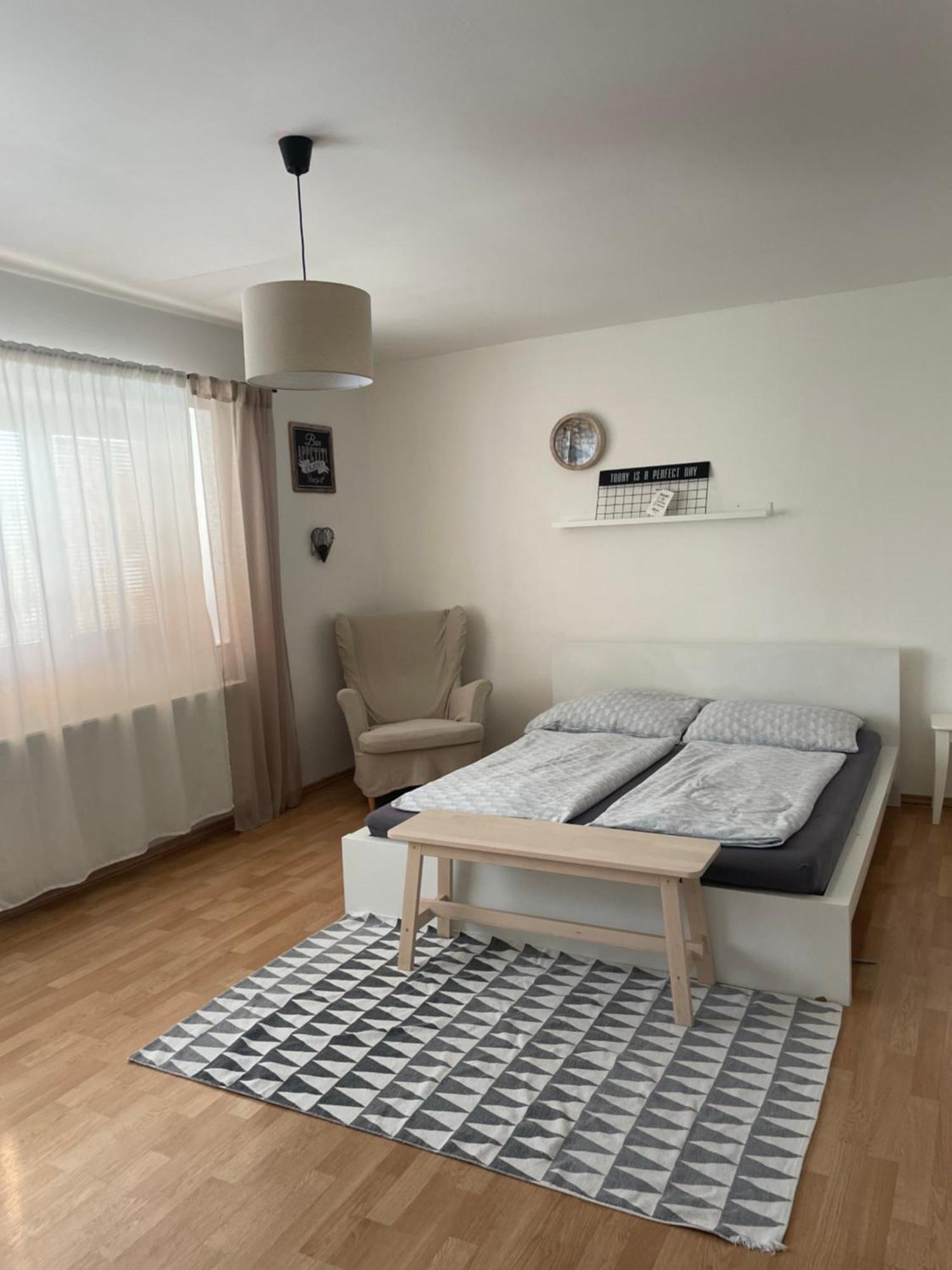 Apartment Dubnica-Prejta 2 ดุบนิซา นาด วาฮอม ภายนอก รูปภาพ